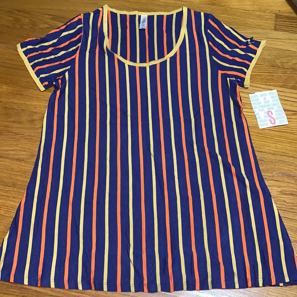 LuLaRoe Classic T